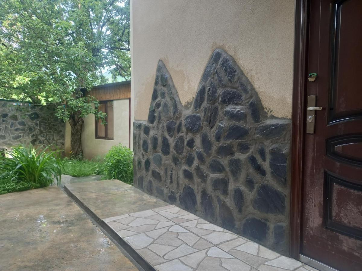 Spardishi Tower Mestia Exterior photo